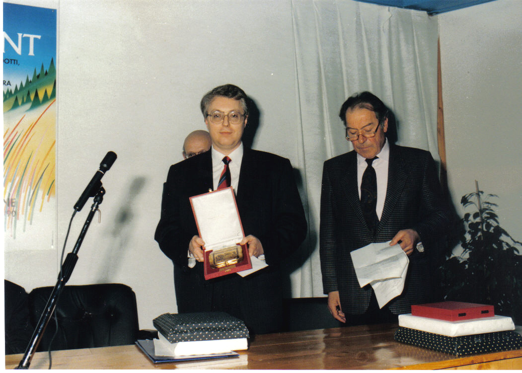 19 In occasione del premio Longarone Montagna Veneta (1990)